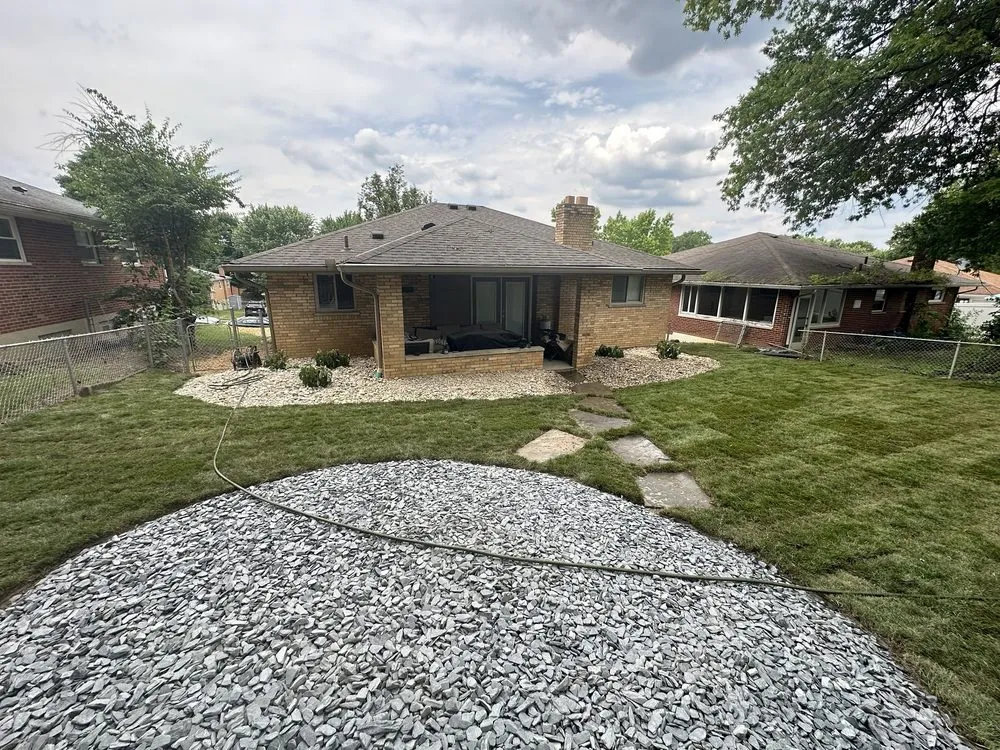 Reliable lawn care service in Cincinnati, OH by Buffalo Scapes