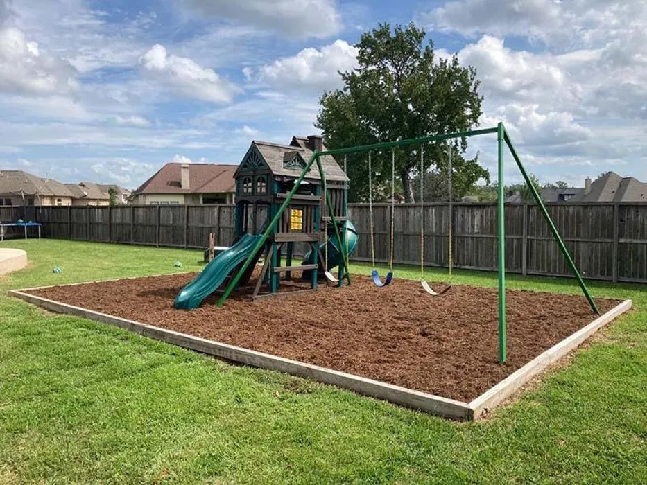 Expert garden landscaping for beautiful yards in Navasota, TX by Buffalo Springs Creations