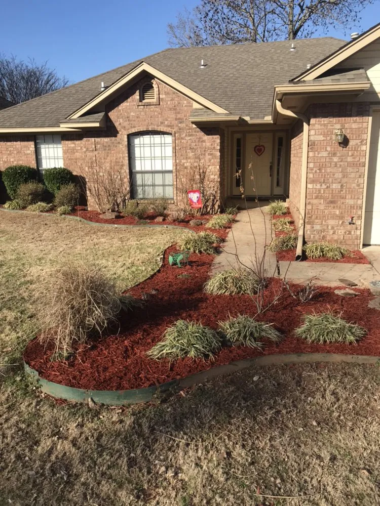 Custom lawn mowing service experts serving Greenwood, AR - Bufkin lawn services