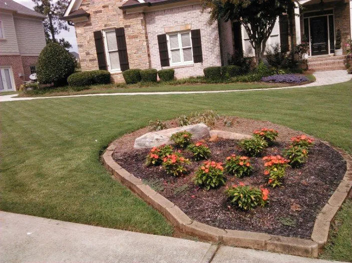 Local lawn mowing service experts serving Buford, GA - Buford Lawncare Service