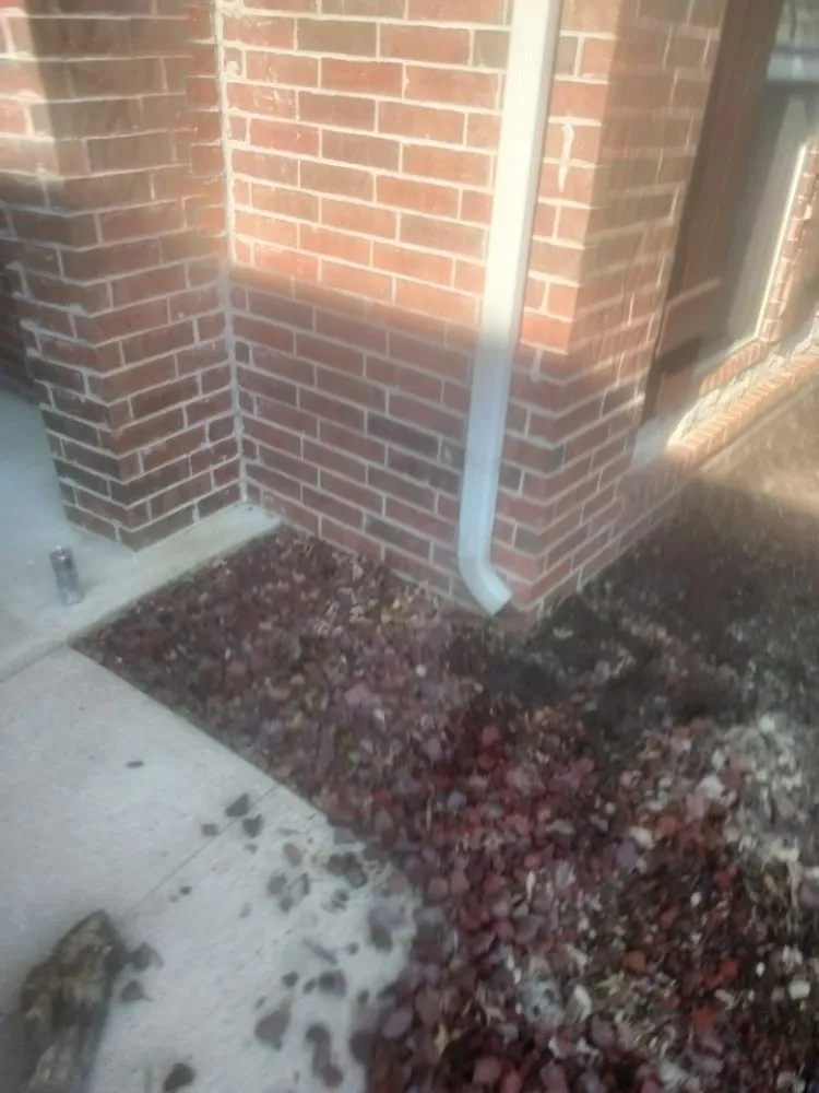 Custom outdoor landscaping experts serving Bartlesville, OK - Bugs Landscaping And Lawncare