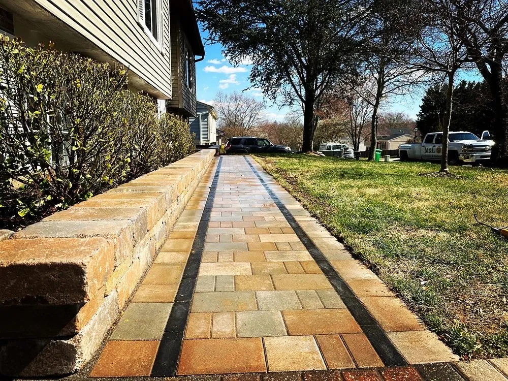 Trusted lawn mowing service experts serving Saint Charles, MD - Buho