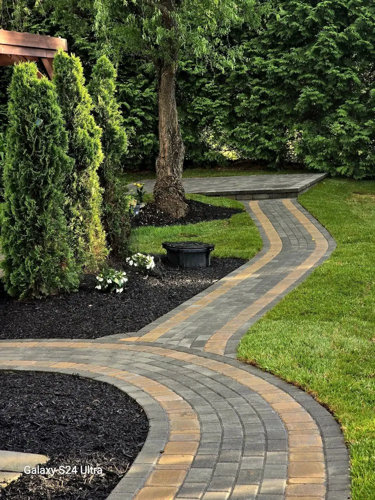 Reliable yard cleanup service with custom design in Saint Charles, MD by Buho