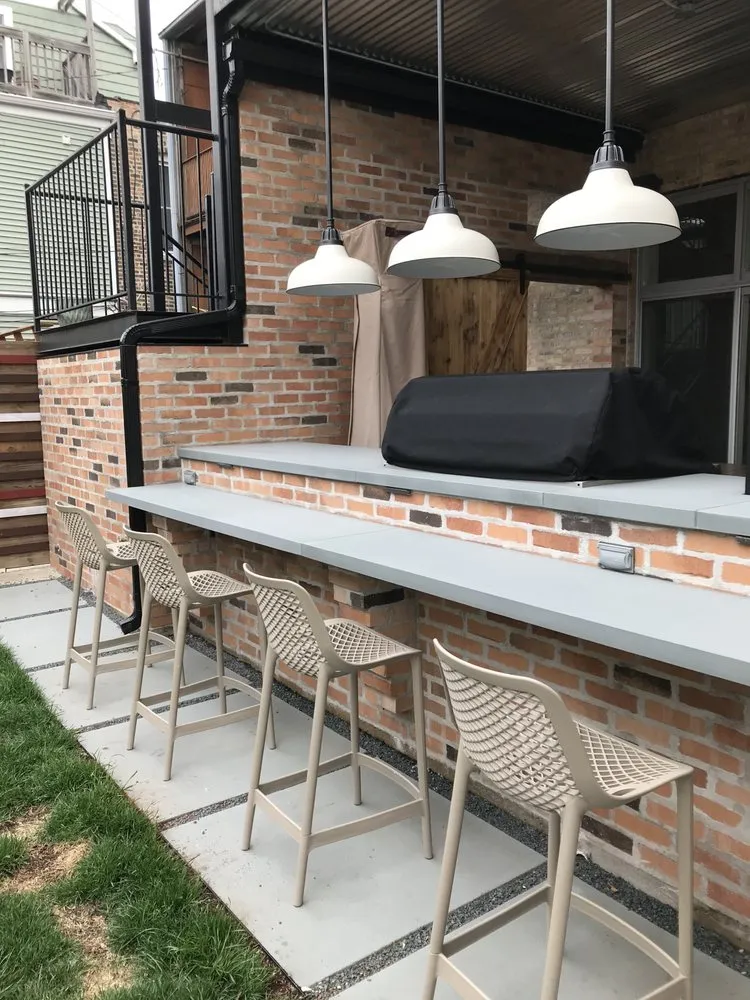 Local yard cleanup service experts serving Mundelein, IL - Buhrman Design Group