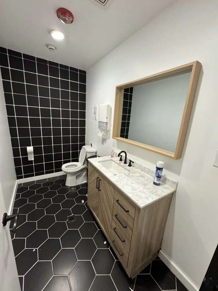 Professional lawn care service in Van Nuys, CA - Build Up Home Improvement