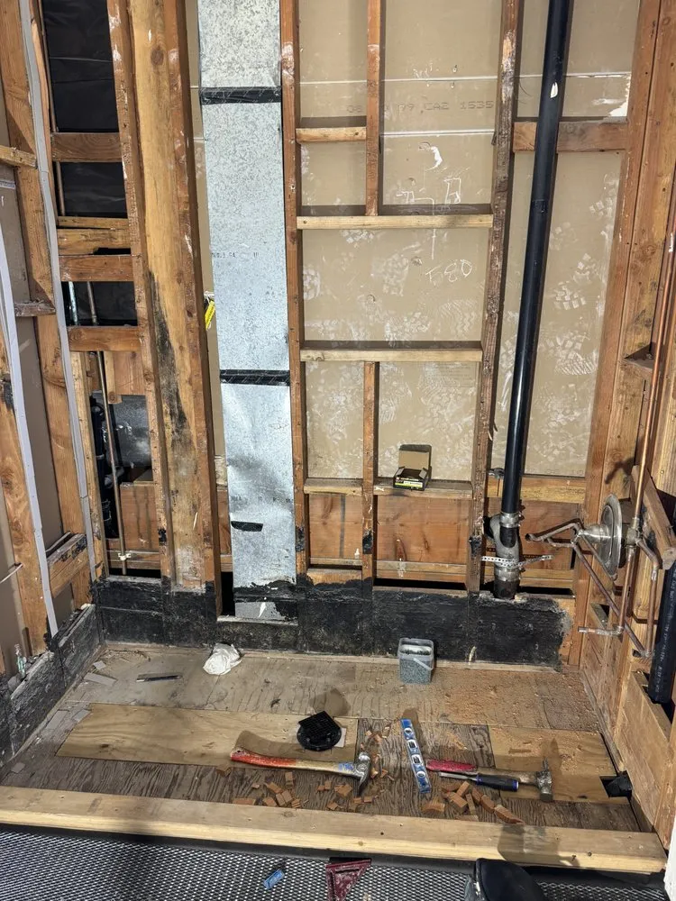 Affordable yard maintenance experts serving Van Nuys, CA - Build Up Home Improvement