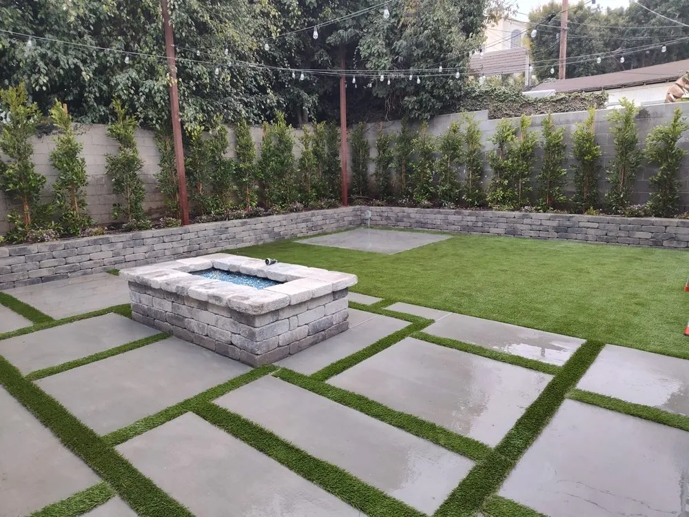 Expert yard maintenance for beautiful yards in Los Angeles, CA by Build Up Remodeling