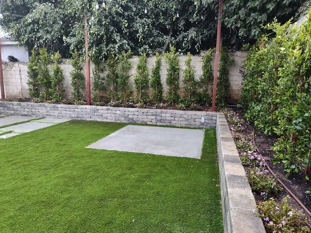 Custom outdoor landscaping in Los Angeles, CA - Build Up Remodeling