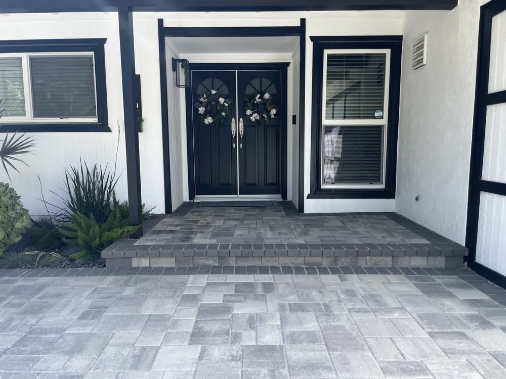 Professional garden landscaping in Los Angeles, CA by Build Up Remodeling