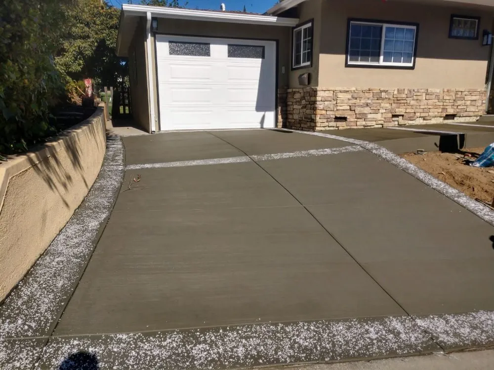 Expert lawn care service with custom design across Glendale, CA - Buildcal Landscape