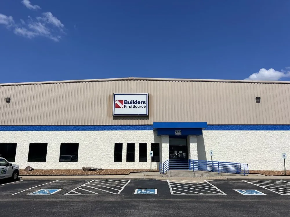 Expert residential landscaping experts serving Lebanon, TN - Builders FirstSource