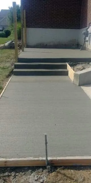 Custom landscape design for year-round maintenance across Cincinnati, OH - Building And Design Construction