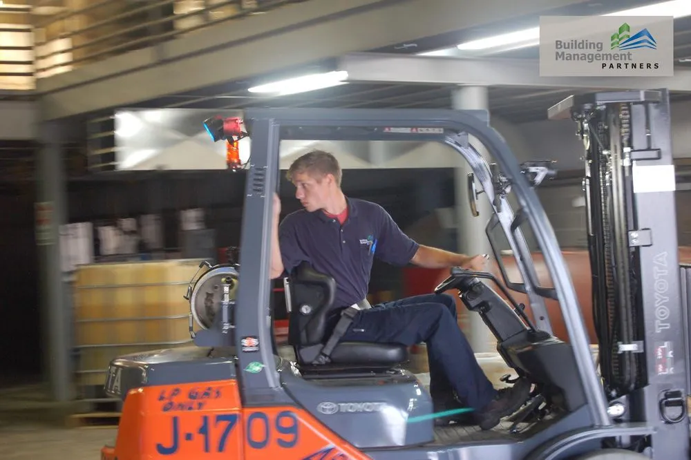 Expert yard cleanup service for homes in Hebron, KY by Building Management Partners