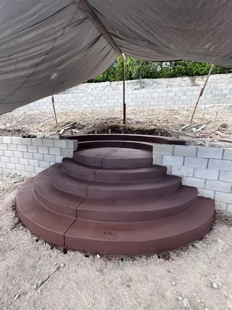 Affordable yard maintenance for residential properties in Santa Clarita, CA by Built Green Landscaping