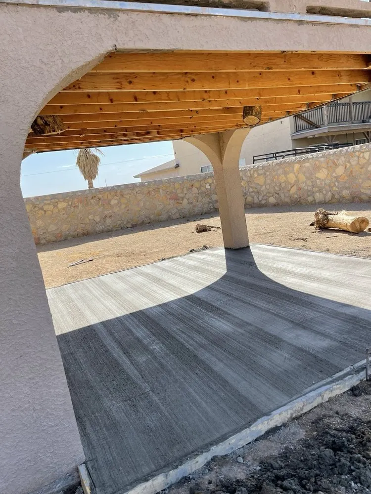 Reliable lawn mowing service experts serving El Paso, TX - Bull Concrete and Landscape