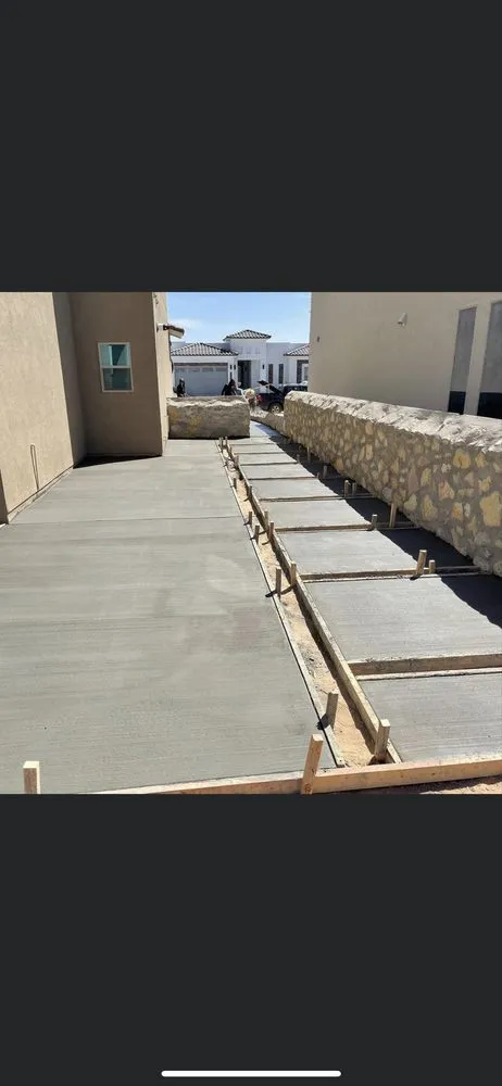 Professional landscaping services experts serving El Paso, TX - Bull Concrete and Landscape