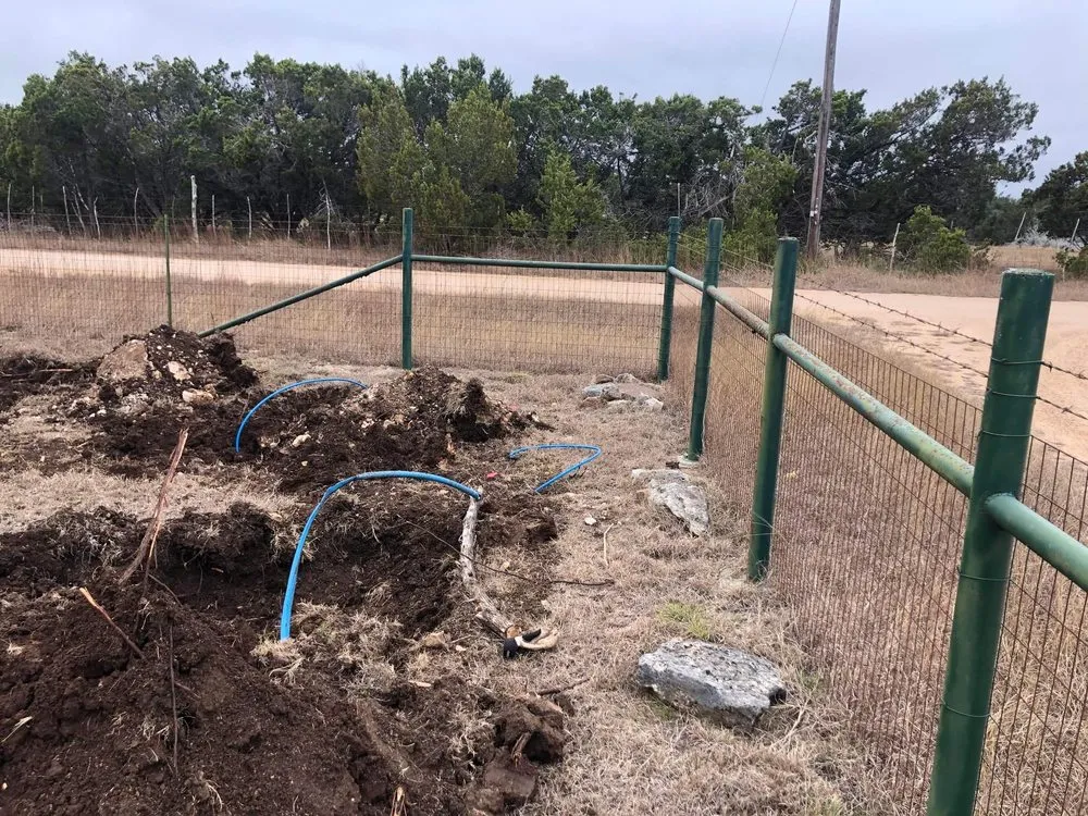 Professional yard maintenance in Canyon Lake, TX - Bullards Services