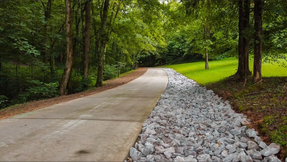 Professional yard cleanup service in Cornersville, TN - Bullbourne Construction