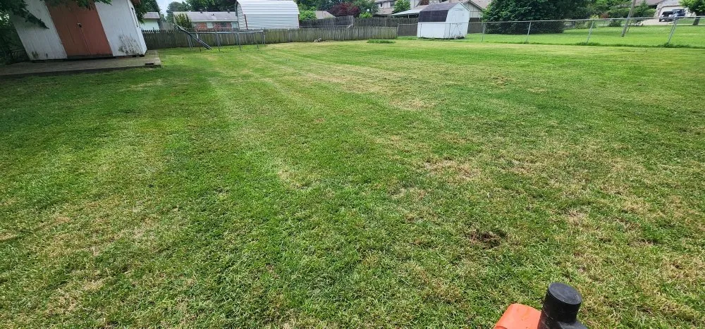 Reliable lawn mowing service in Wagoner, OK - Bulldog Lawn Care