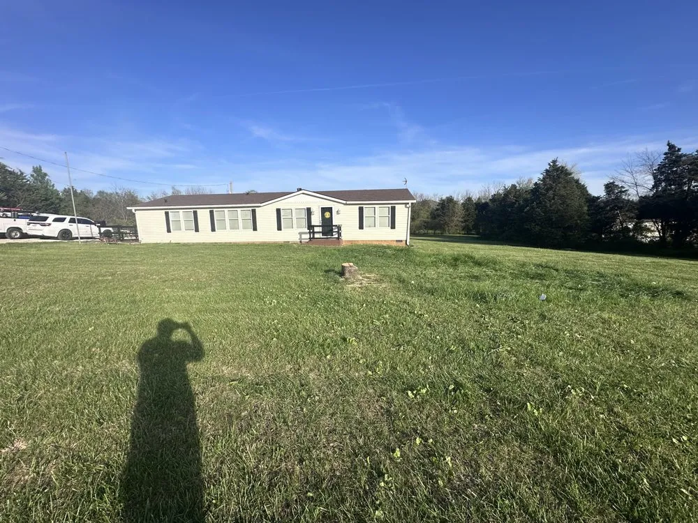 Top-rated yard maintenance for residential properties across Elizabethtown, KY - Bullhead Mowing