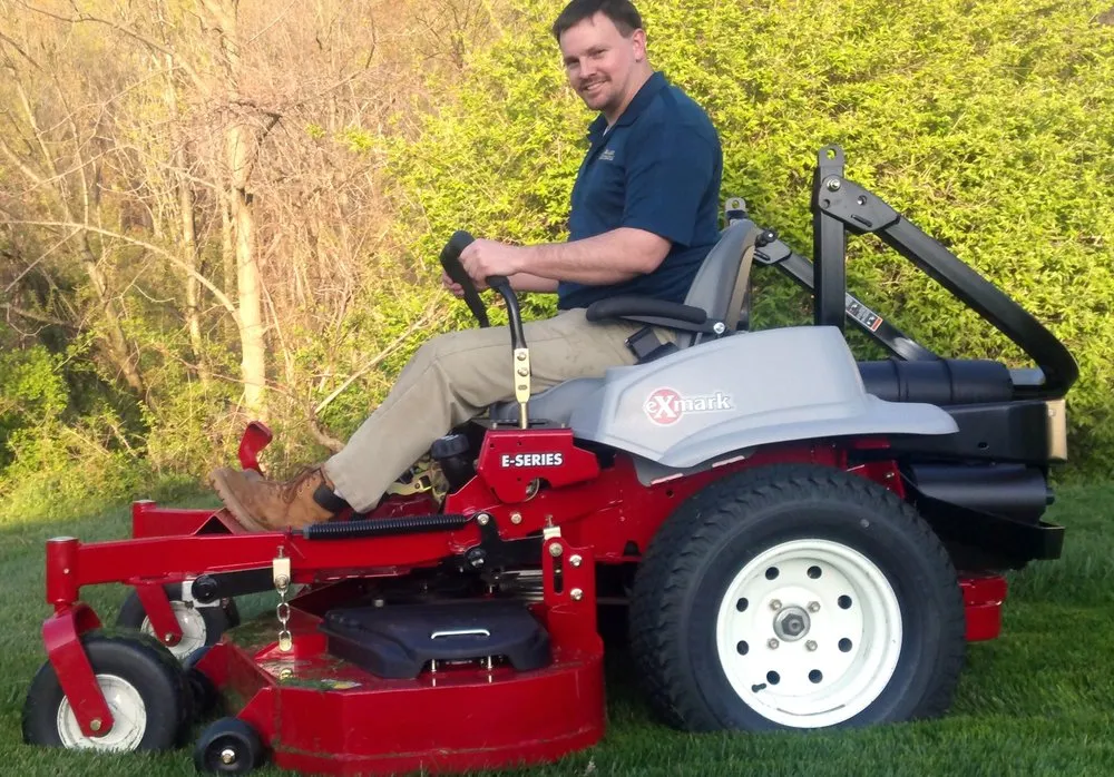 Trusted lawn care service in Etters, PA - Bulloch Lawn Care