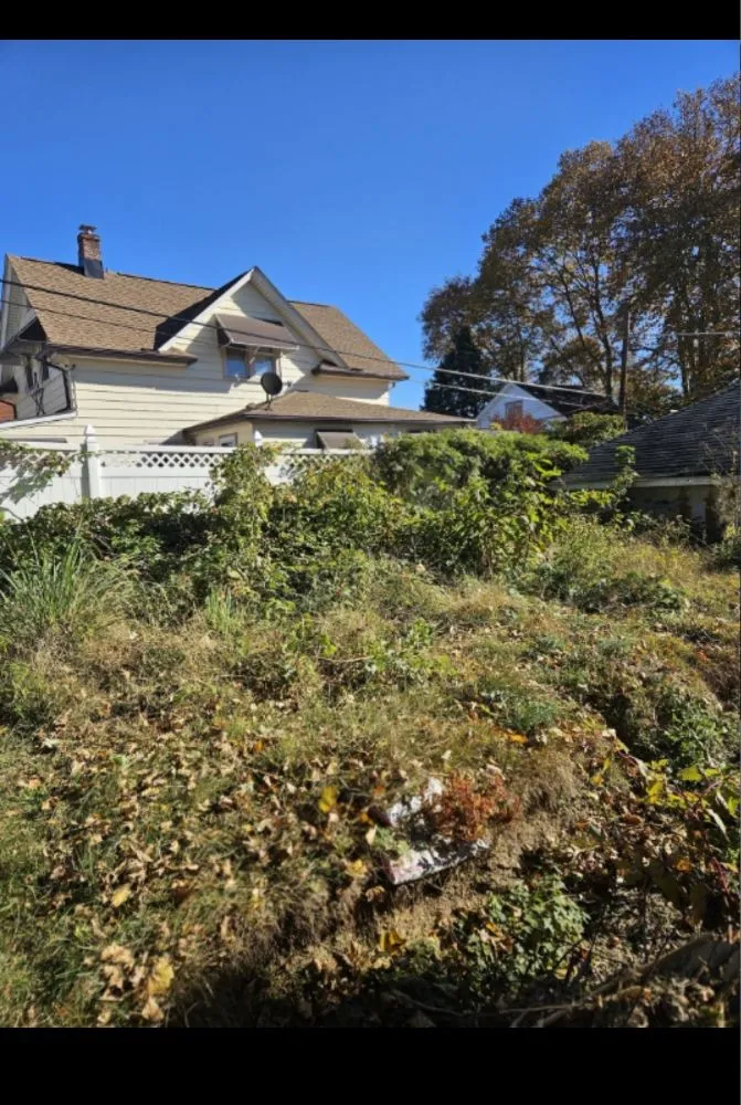 Custom residential landscaping experts serving Harrisburg, PA - Bullock Lawn Maintenance