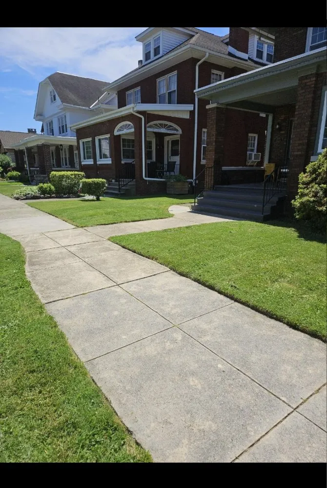 Local landscape design experts serving Harrisburg, PA - Bullock Lawn Maintenance