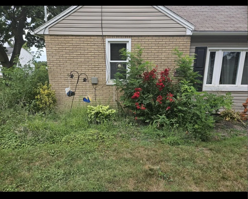 Professional lawn mowing service experts serving Harrisburg, PA - Bullock Lawn Maintenance