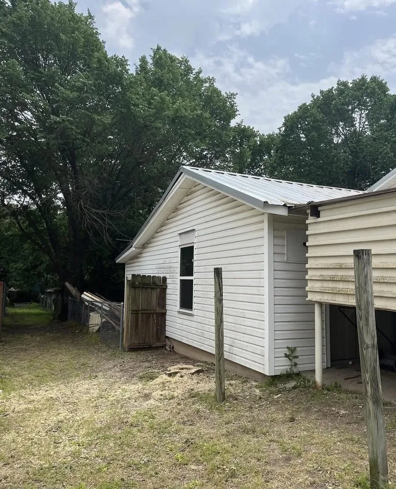 Local yard cleanup service for outdoor upgrades in Millsap, TX by Bullock Tree’s & More