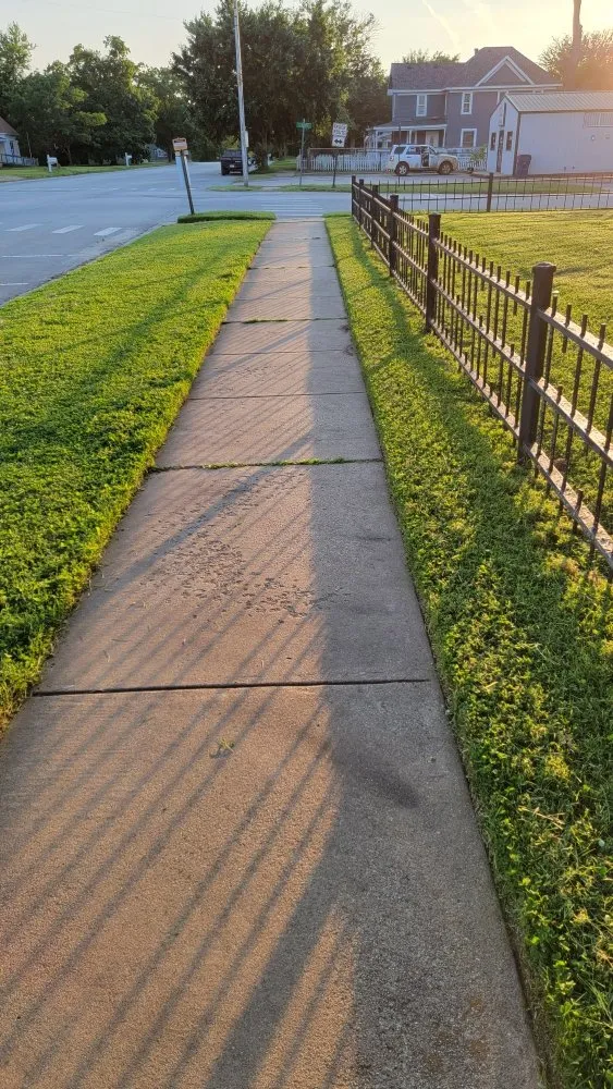 Top-rated garden landscaping for residential properties in Caney, KS by Bullpup lawn services