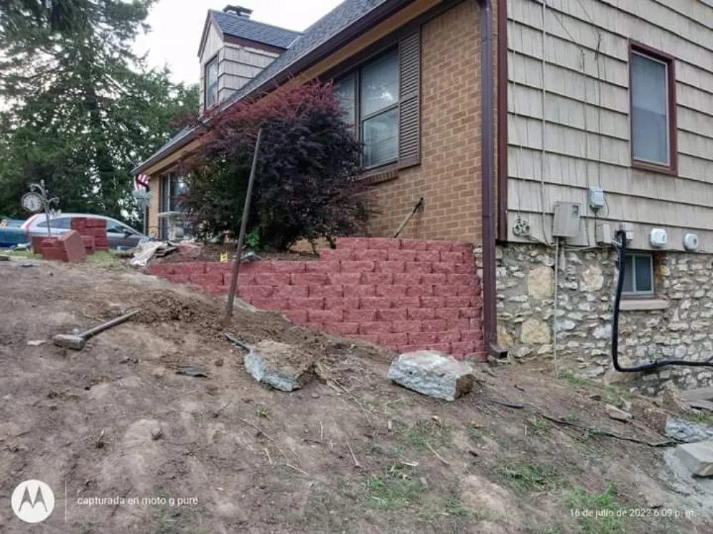 Custom residential landscaping experts serving Olathe, KS - Bumblebee Lawn Care & Stone Solution