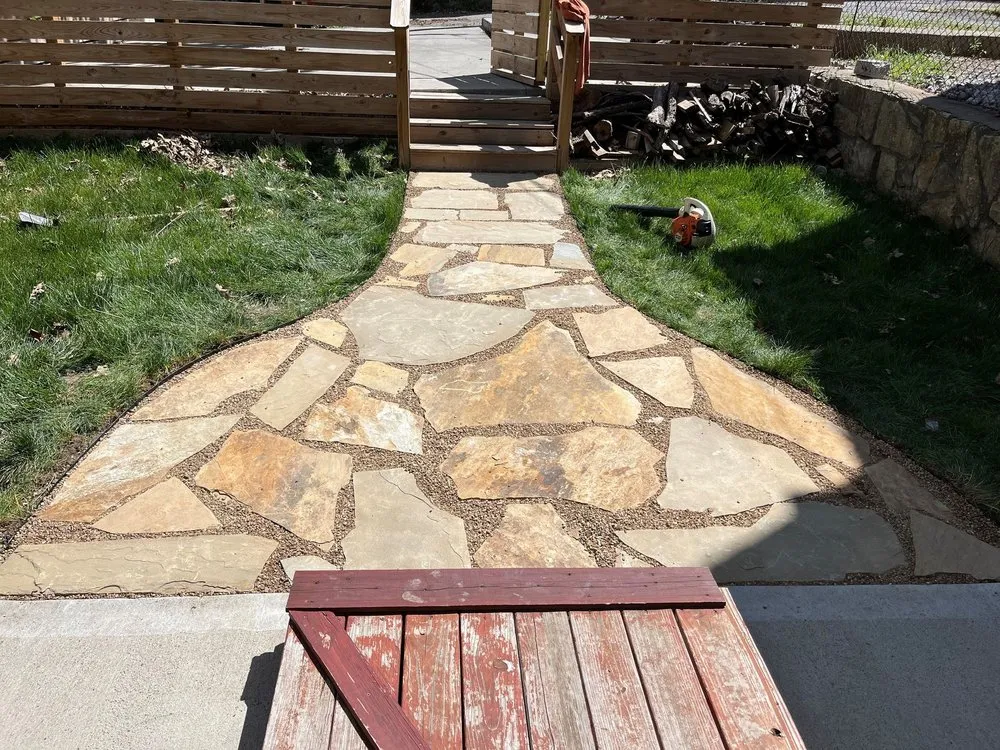 Affordable lawn care service in Olathe, KS - Bumblebee Lawn Care & Stone Solution