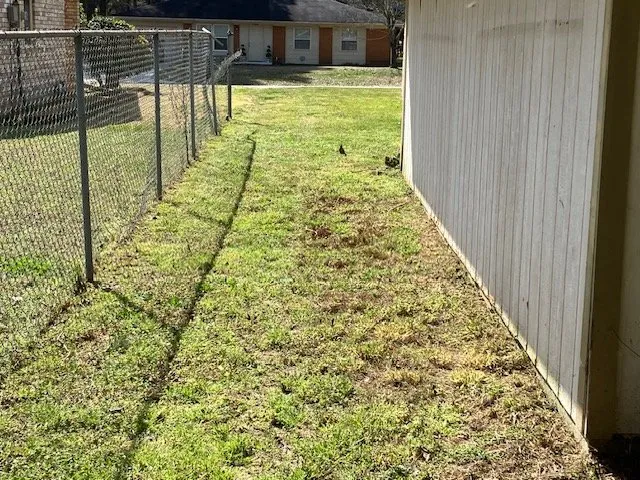 Expert landscape installation in Holcomb, MO by Bumblebee Lawn Services