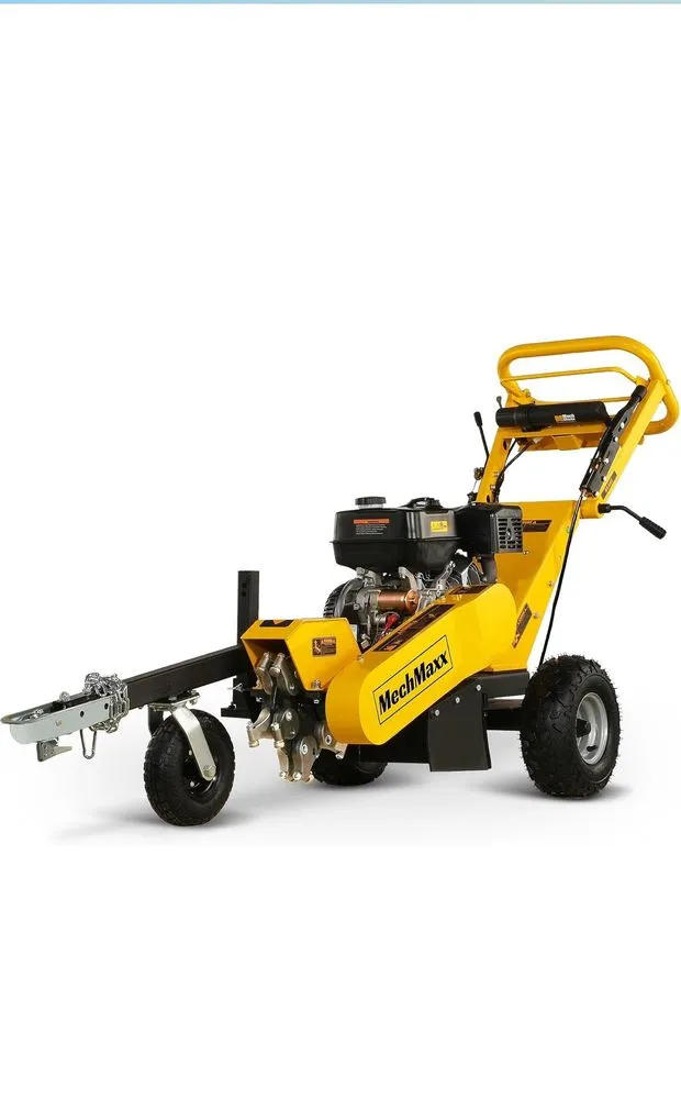 Professional yard maintenance with custom design in Clarkrange, TN by Bump And Grind Stump Removal