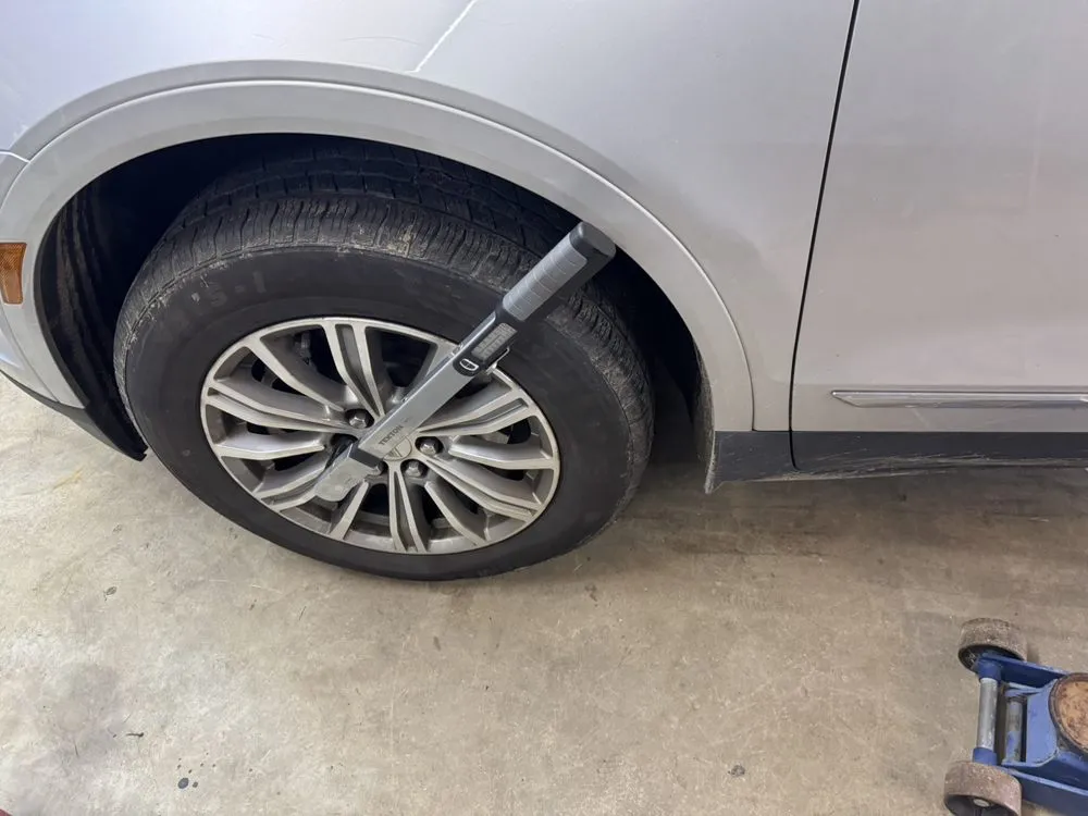 Expert garden landscaping in Bolivar, MO by Bums Basic Mobile