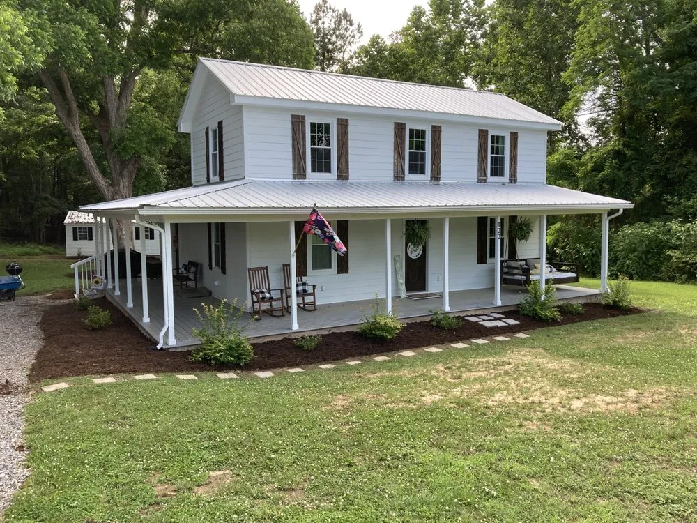 Trusted outdoor landscaping in Warsaw, VA by Bunchs landscaping