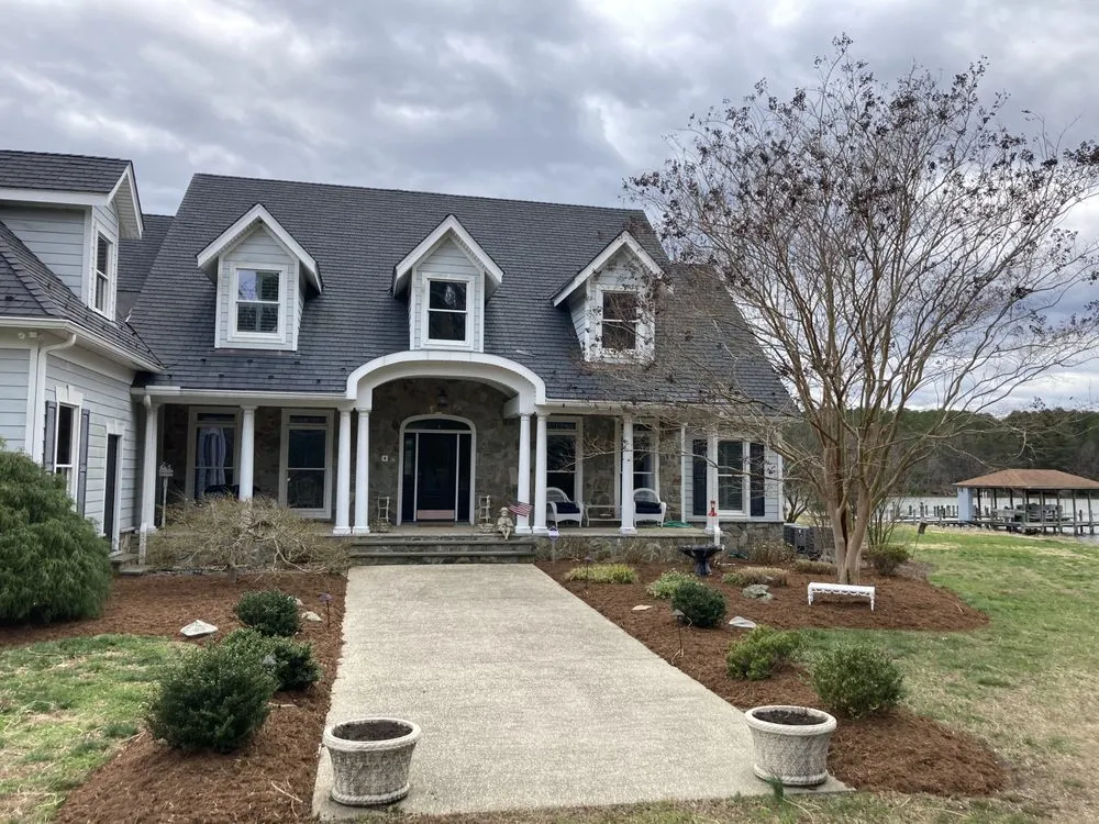 Affordable lawn care service in Warsaw, VA - Bunchs landscaping