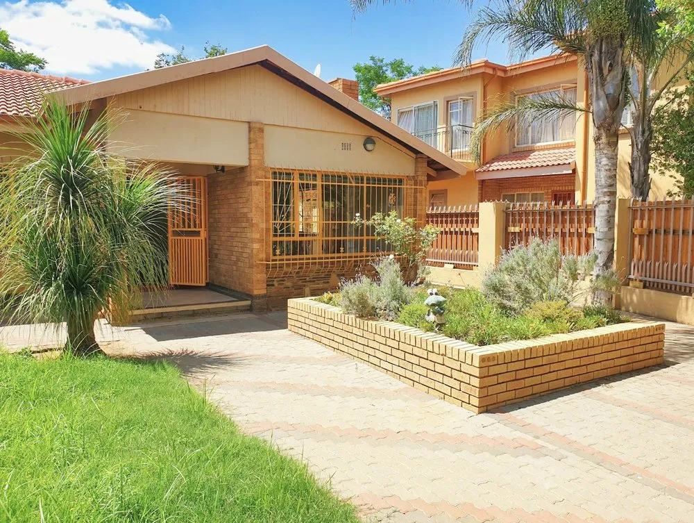 Affordable landscaping services in Orlando, FL by Bunny Care Services