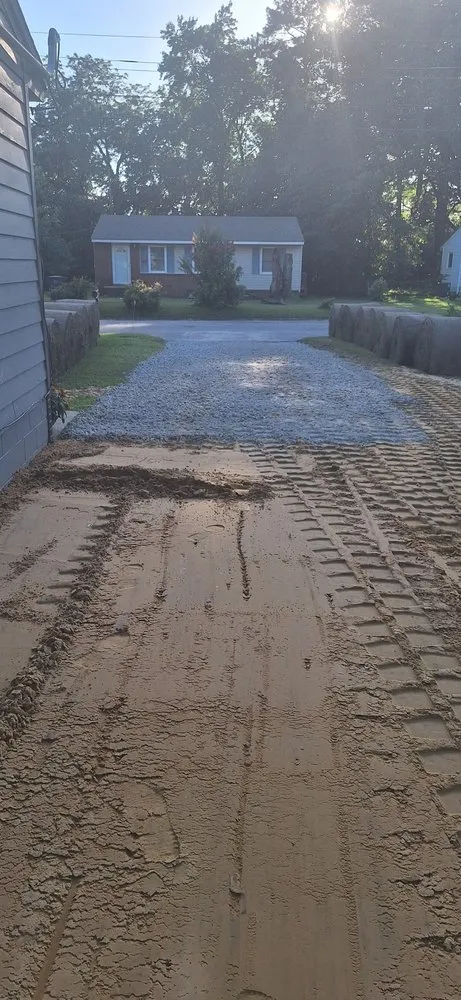 Affordable landscaping services experts serving Hubert, NC - Burch's Landscaping