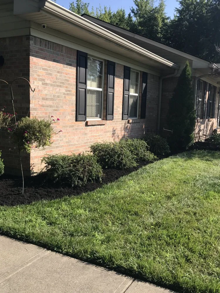 Trusted landscape design for year-round maintenance in New Richmond, OH by Burdine’s lawn services