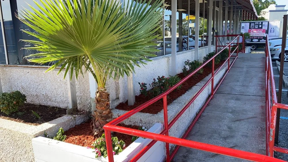 Affordable outdoor landscaping in Brunswick, GA - Burd’s Lawn Care