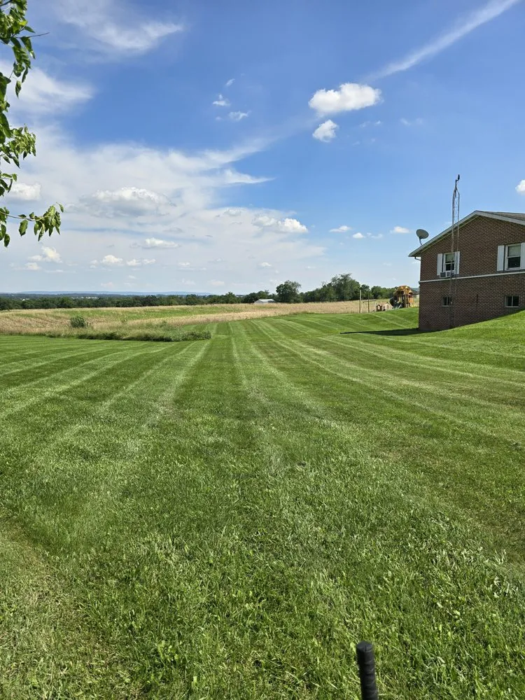 Top-rated landscape installation in Greencastle, PA - Burdy's Lawn Service