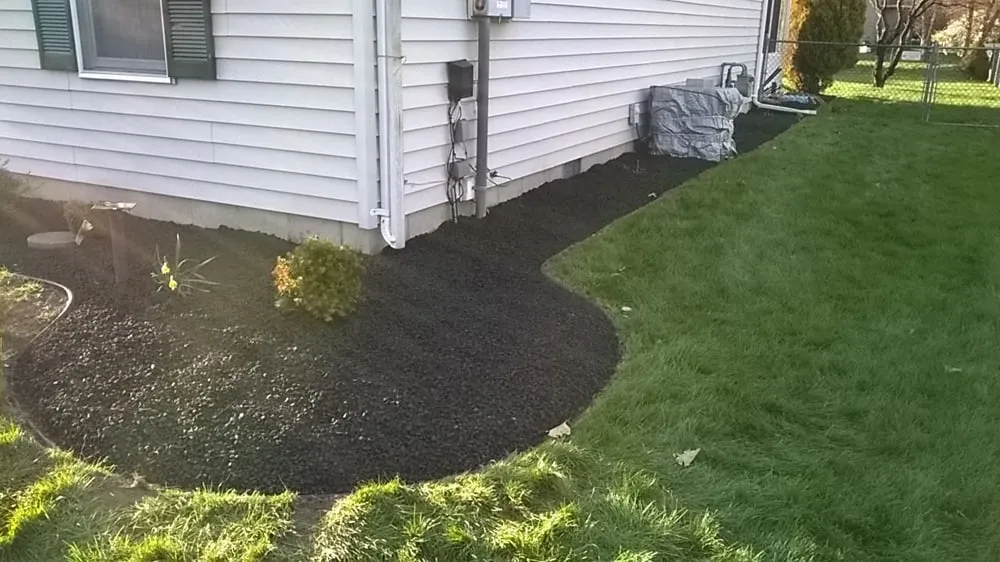 Local landscape design experts serving Fremont, OH - Burels Affordable Lawn Care and Contracting