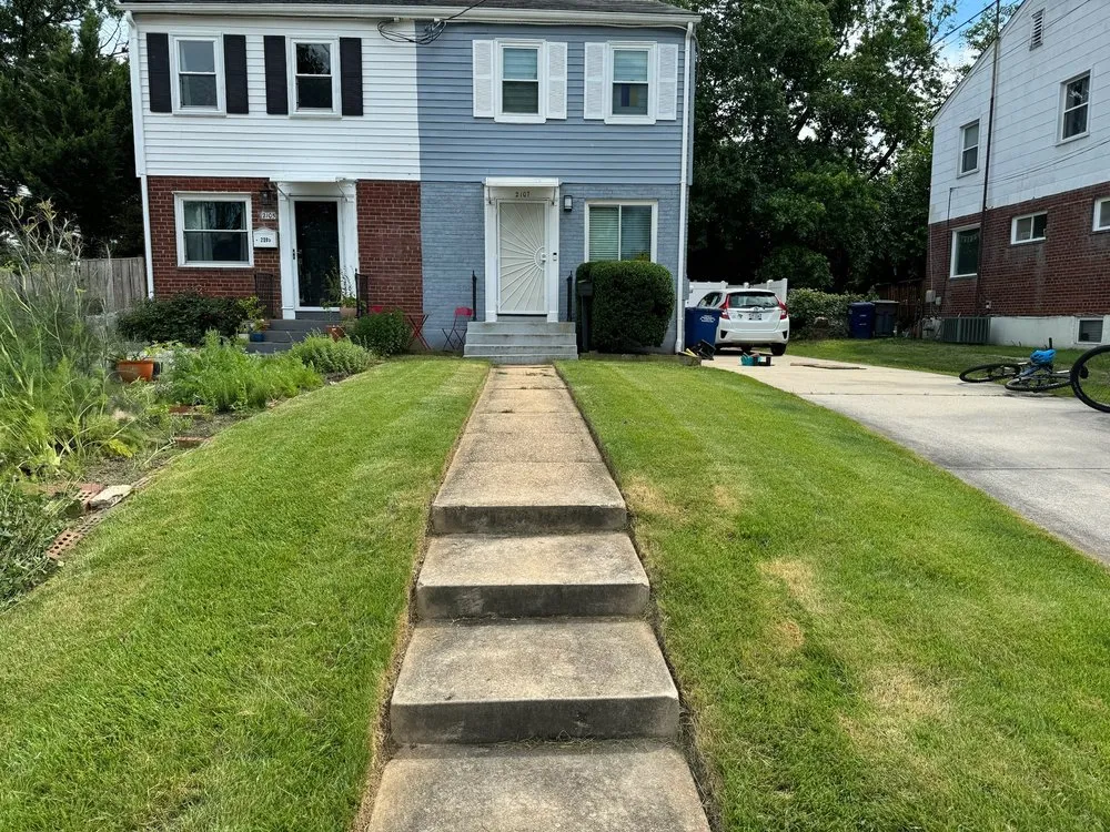 Local garden landscaping experts serving Belle View, VA - Burgei Landscape