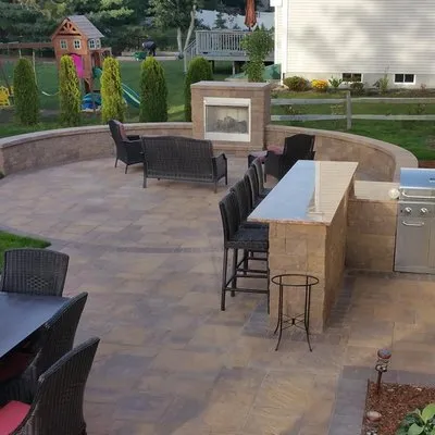 Burgess Landscape Logo