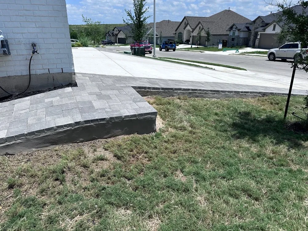 Reliable yard maintenance in San Antonio, TX by Burgess Services