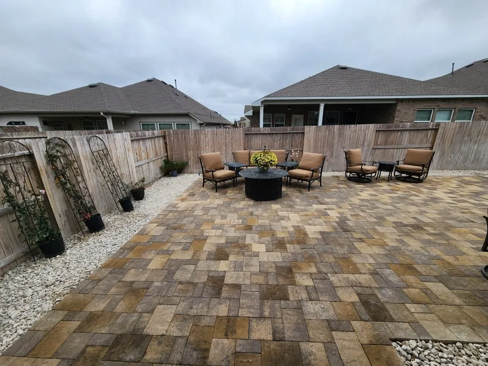 Top-rated yard cleanup service for year-round maintenance across San Antonio, TX - Burgess Services