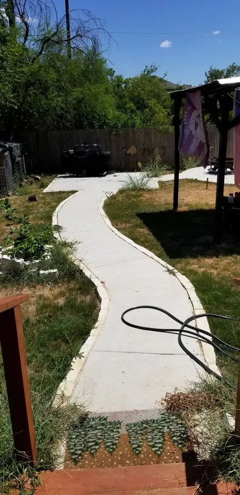 Professional garden landscaping experts serving San Antonio, TX - Burgess Services