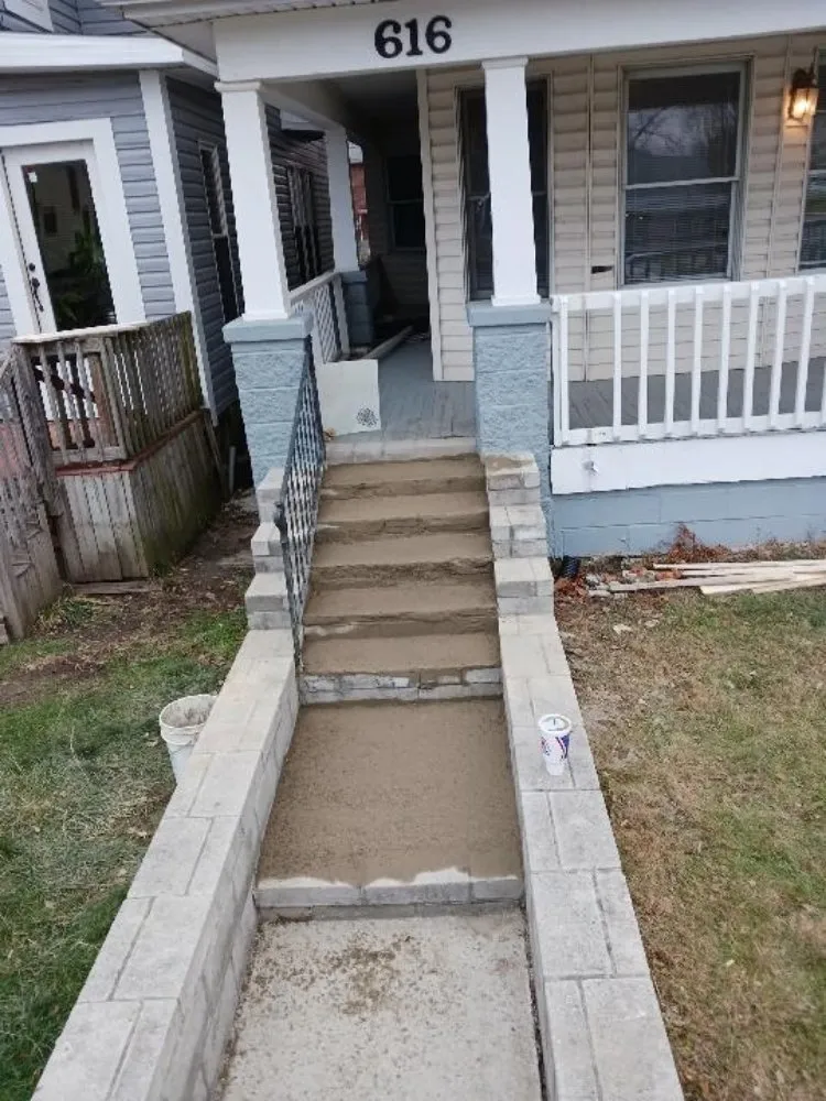 Custom yard maintenance in Indianapolis, IN - Burgetts Trades