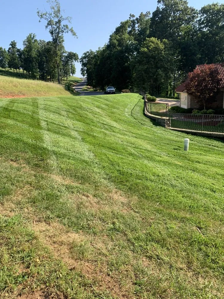 Local garden landscaping in Morristown, TN - Burgin Lawn Care